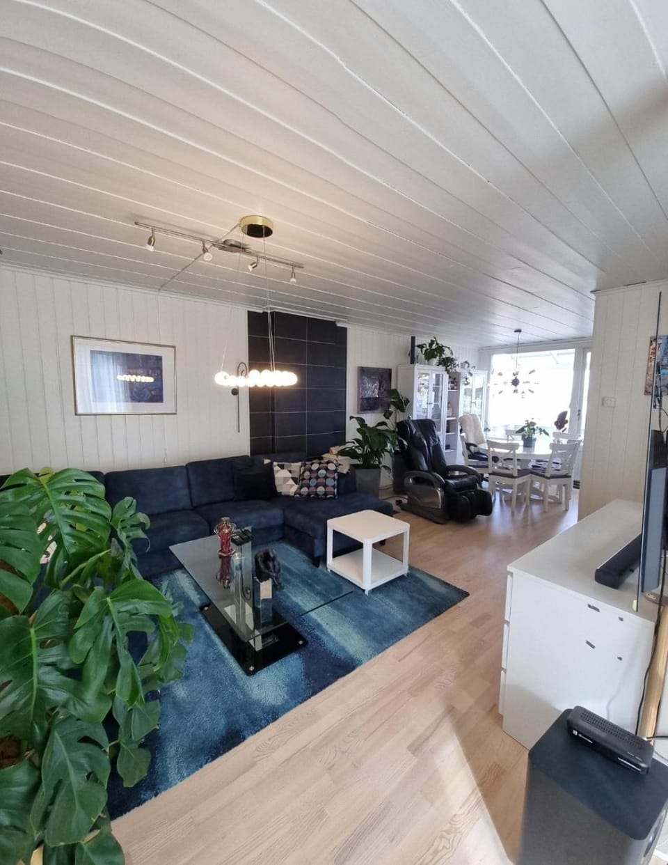 TV and multimedia, Living room, Seating area