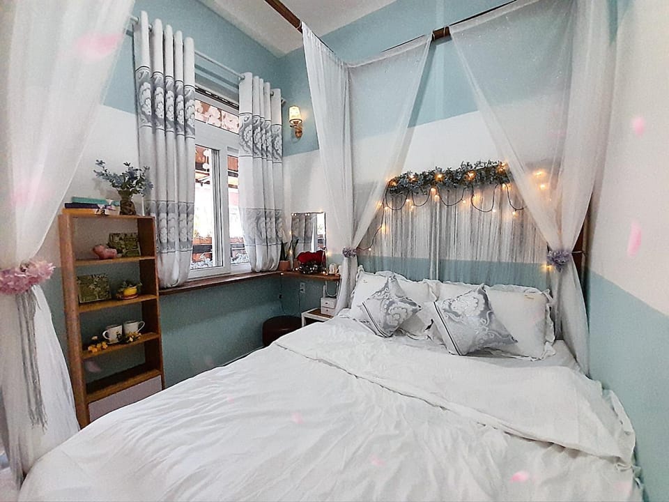 Hiên Cúc Vàng Homestay Hotel in Dalat
