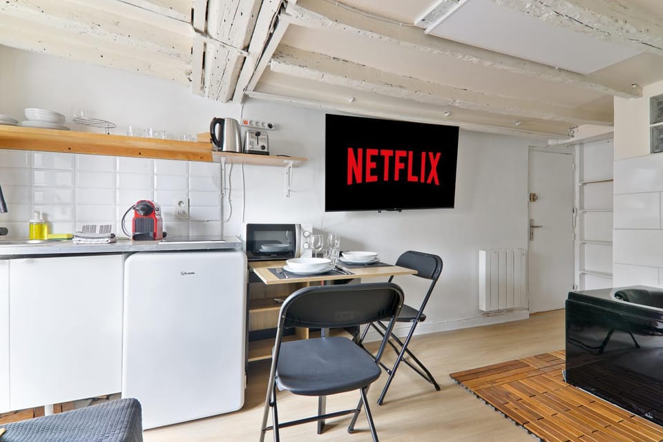 Studio Appartement Quartier Saint-Michel Notre-Dame 3 Free Netflix Apartment in Paris