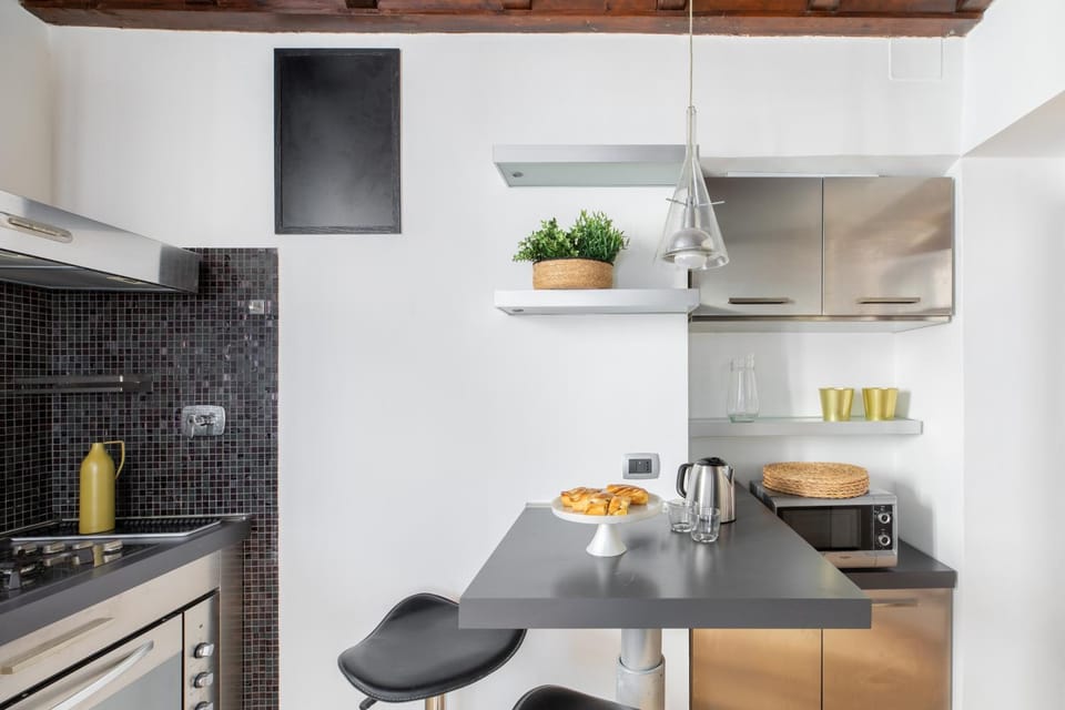 Coffee/tea facilities, Kitchen or kitchenette, Food and drinks, Food, oven, stove, toaster