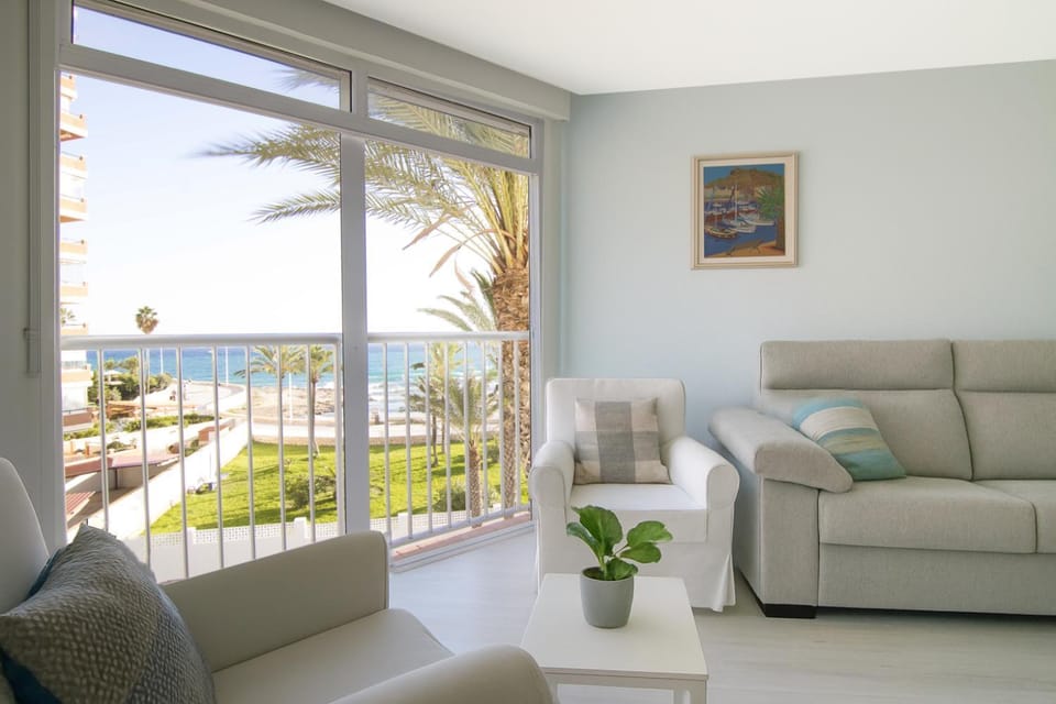 RIURAU HOME- Estudio en 1ª línea playa Apartment in Calp