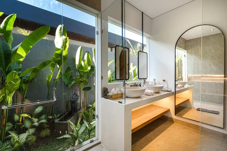 Shower, Bathroom, towels