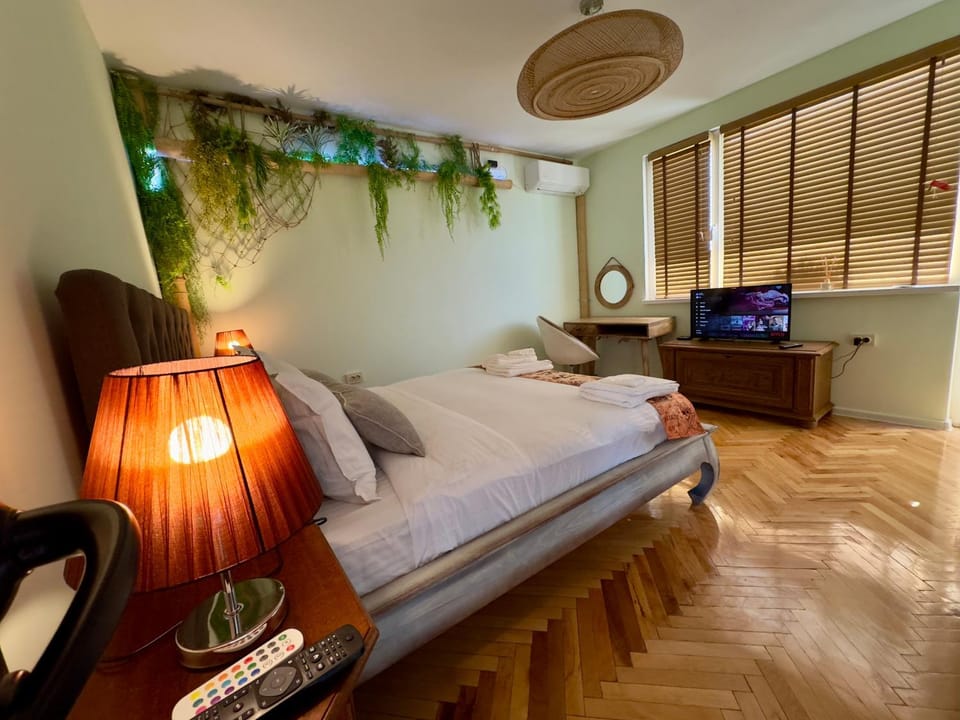 TV and multimedia, Bedroom