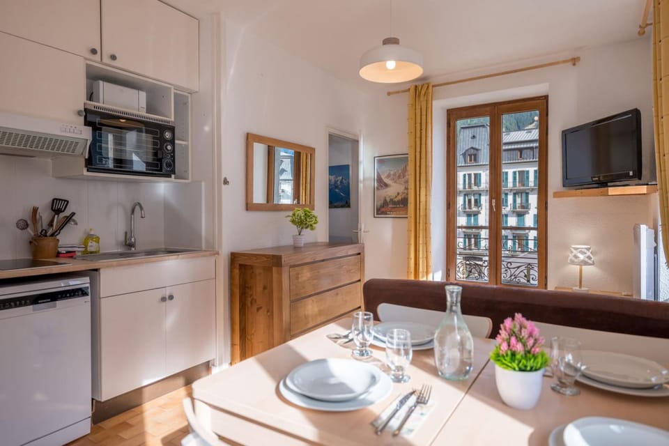 Charming flat right in the city centre Apartment in Chamonix