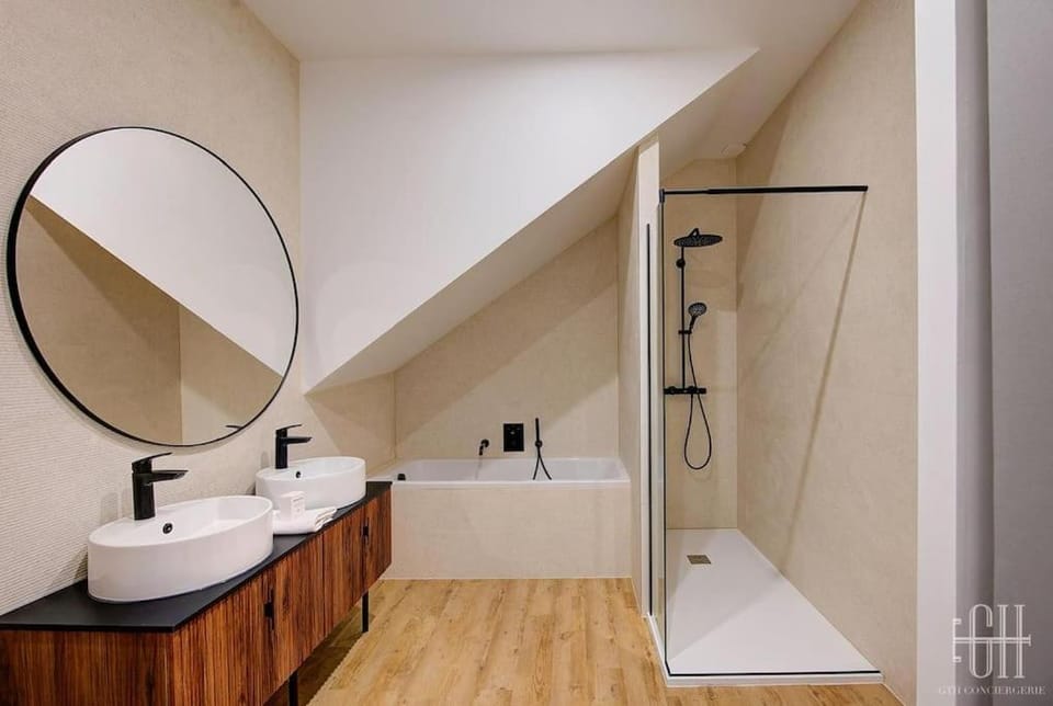 Shower, Bathroom