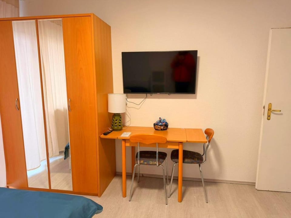 TV and multimedia, wardrobe