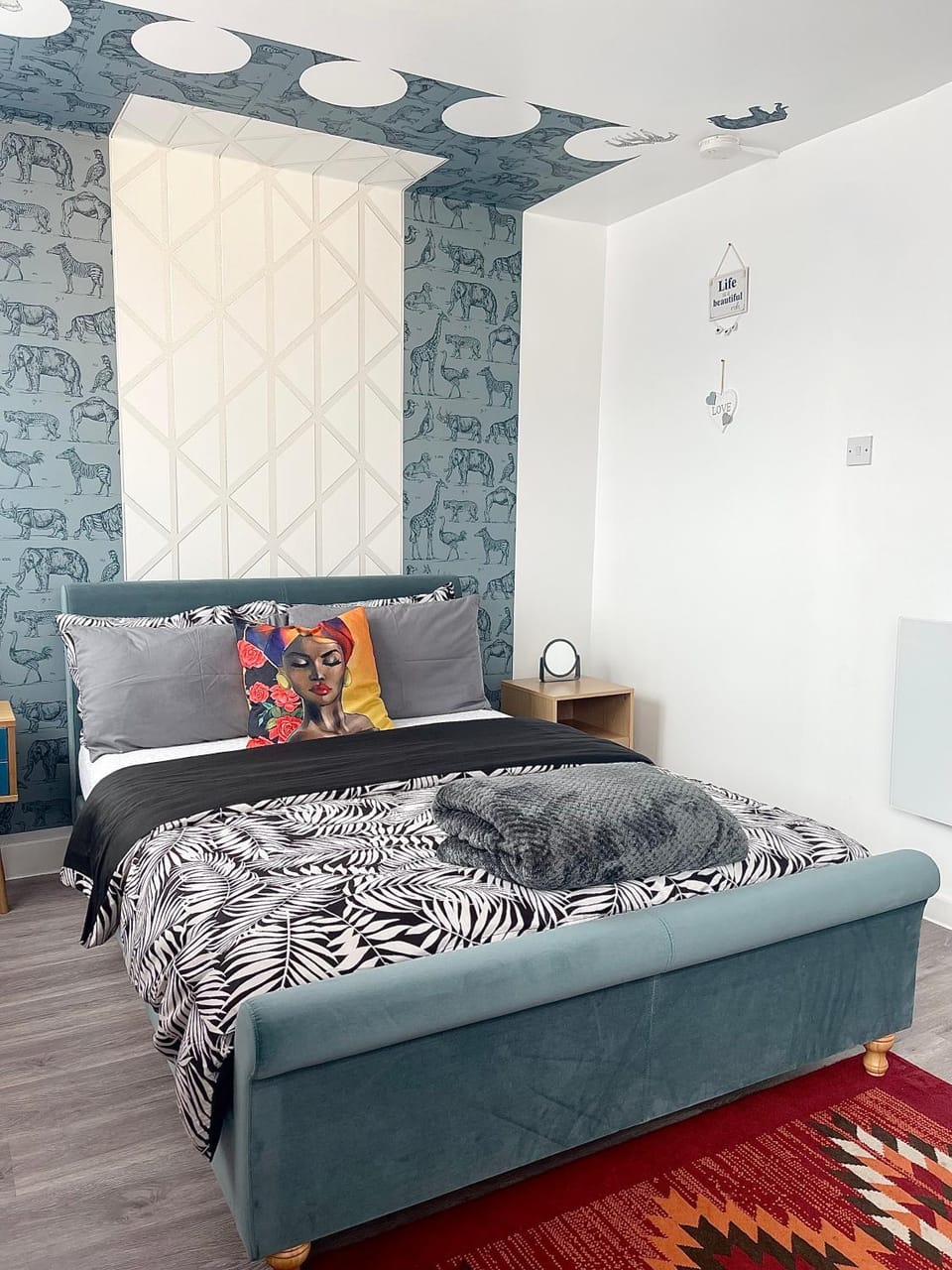 Penn Gardens 2 beds Apartment-2 Apartment in Romford