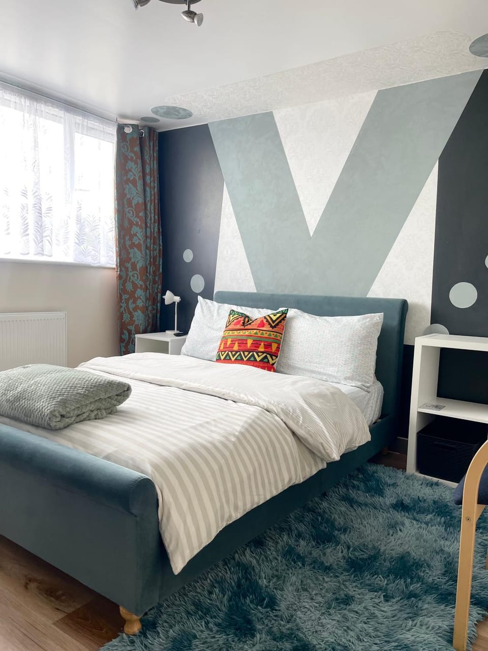 Penn Gardens Spacious 2 Beds - 1 Apartment in Romford