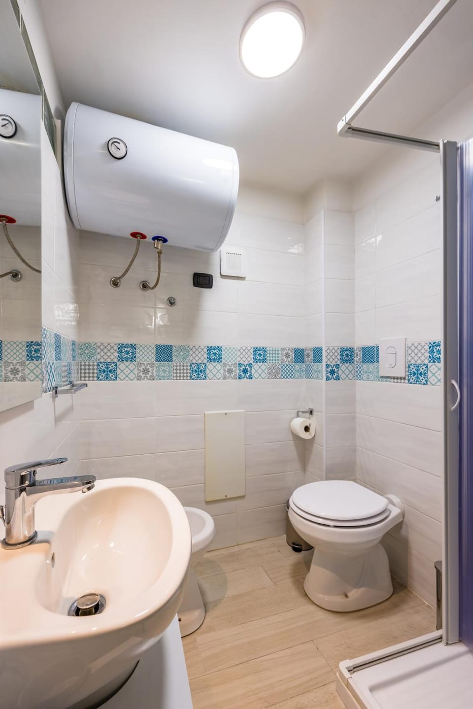 Shower, Toilet, Bathroom, bidet