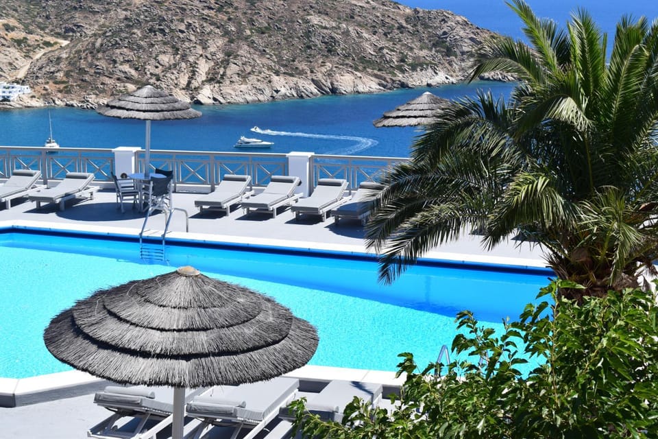 Pool view, Swimming pool