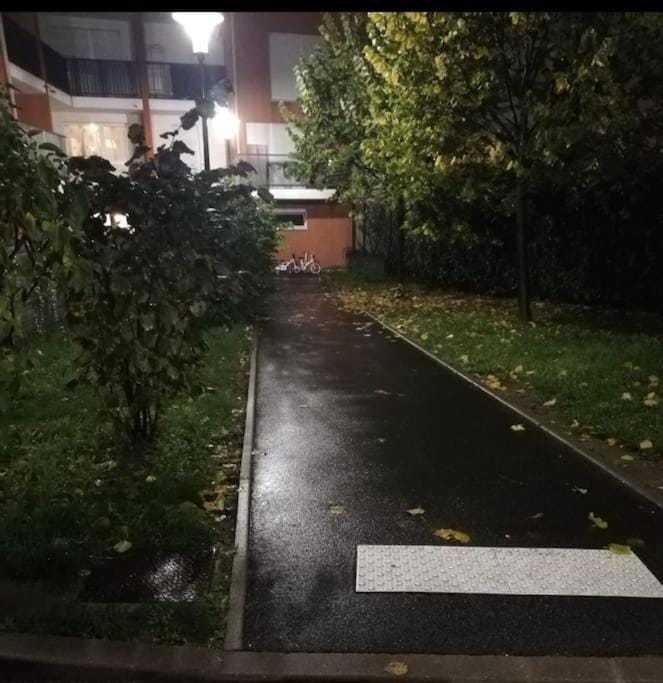 Bel appartement, Jardin et 2 parkings privés Apartment in Île-de-France