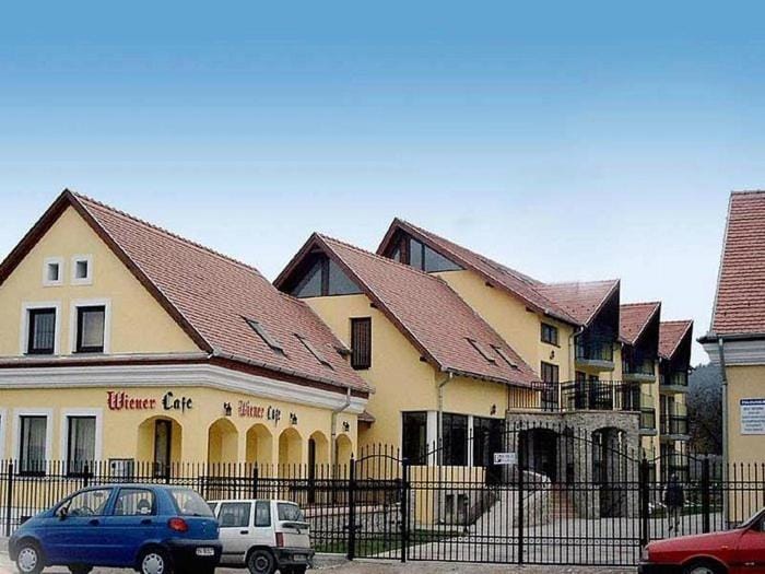 Property building, Street view