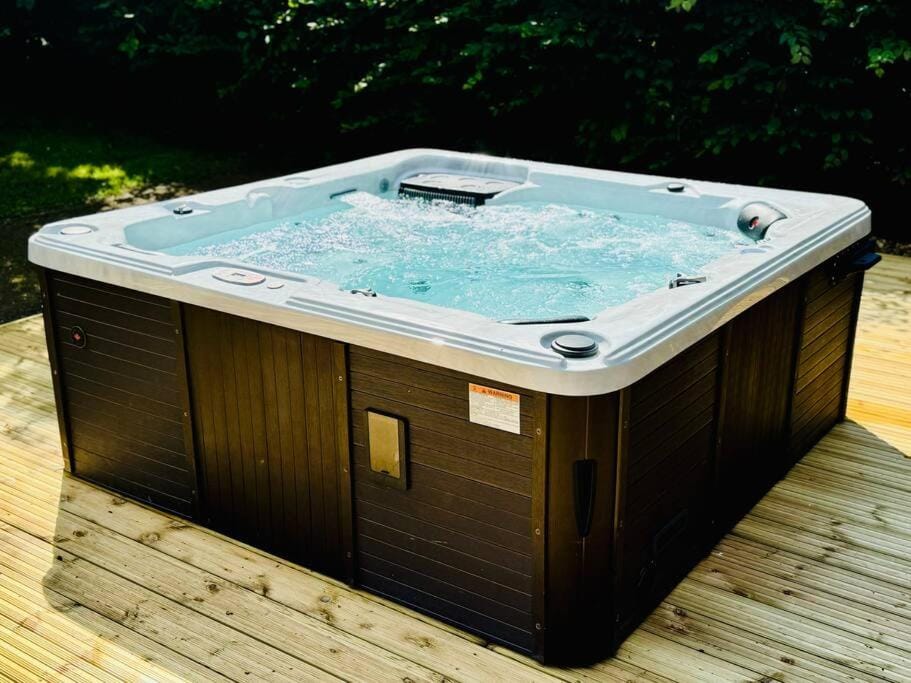 Hot Tub
