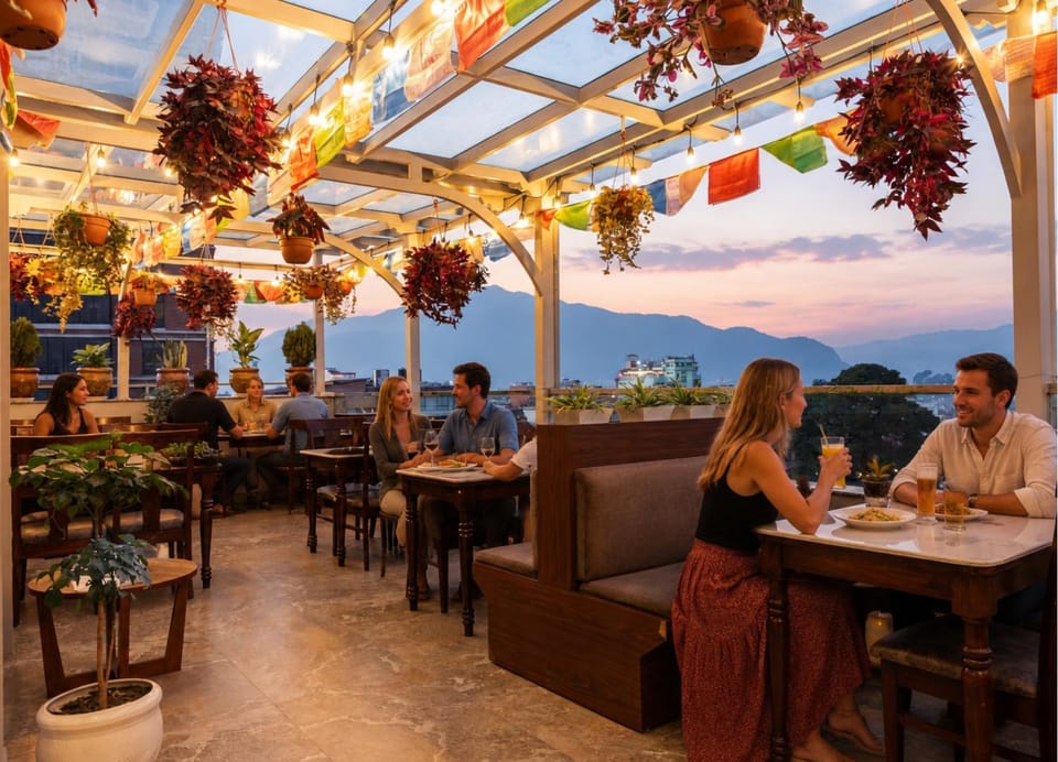 Restaurant/places to eat, Restaurant/places to eat, Balcony/Terrace
