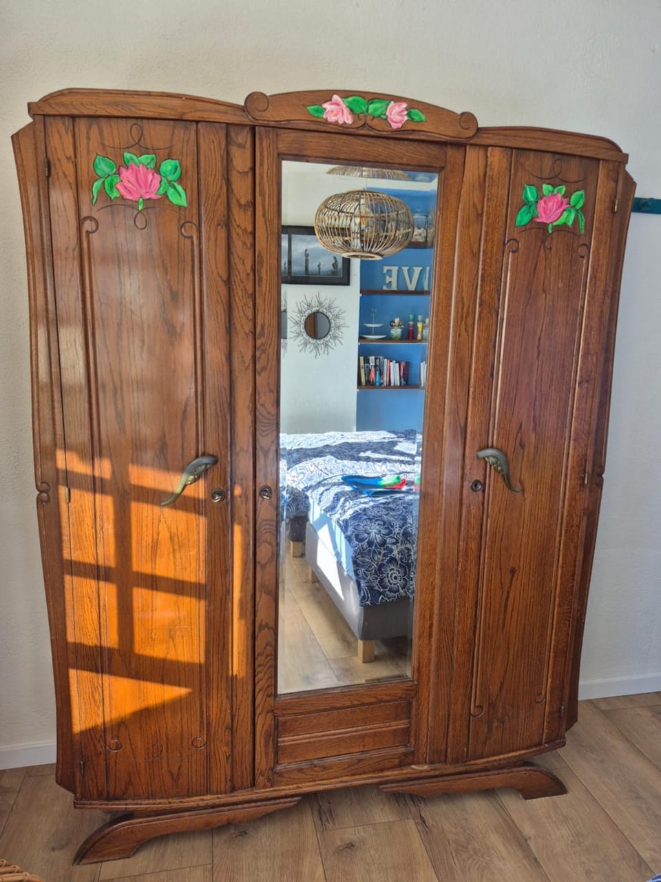 wardrobe