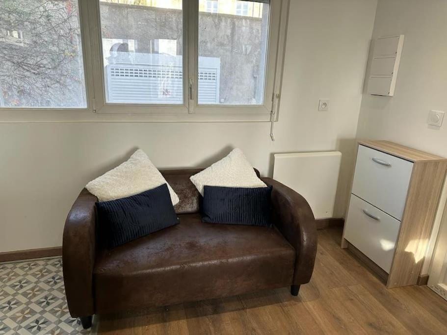 Petit Appart proche IMA Apartment in Nouvelle-Aquitaine