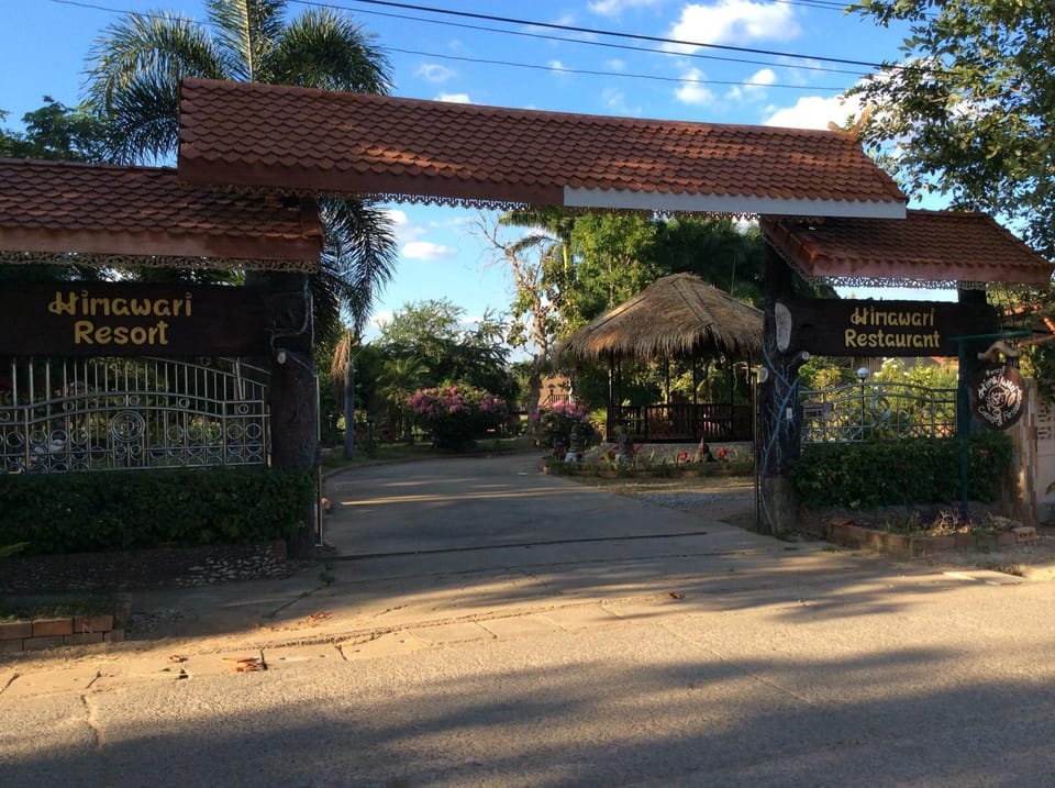 Himawari Restaurant & Cottage Resort in Laos
