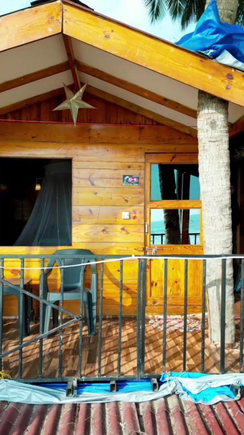 Janisha Beach Huts Bed and Breakfast in Canacona