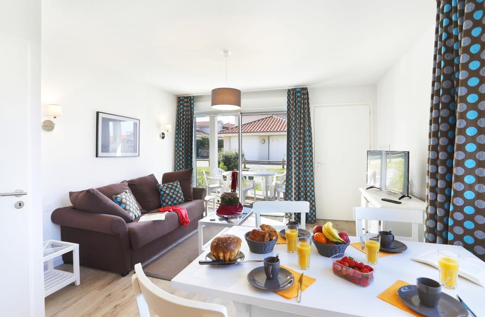 Balcony/Terrace, Living room, Dining area