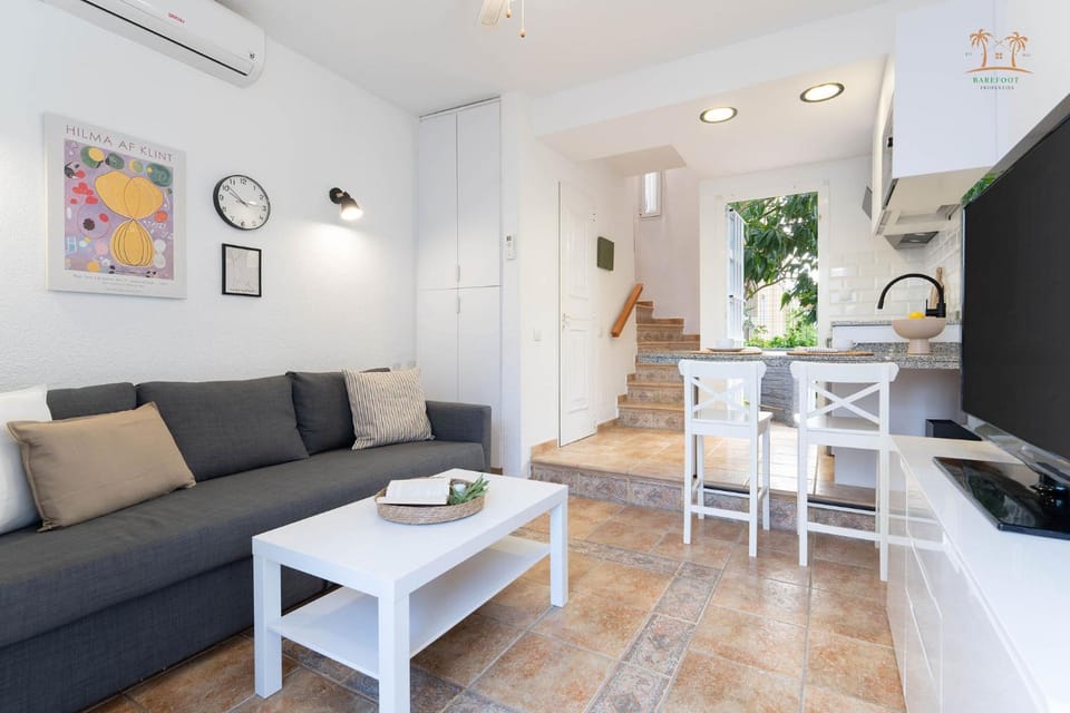 TV and multimedia, Living room, air conditioner