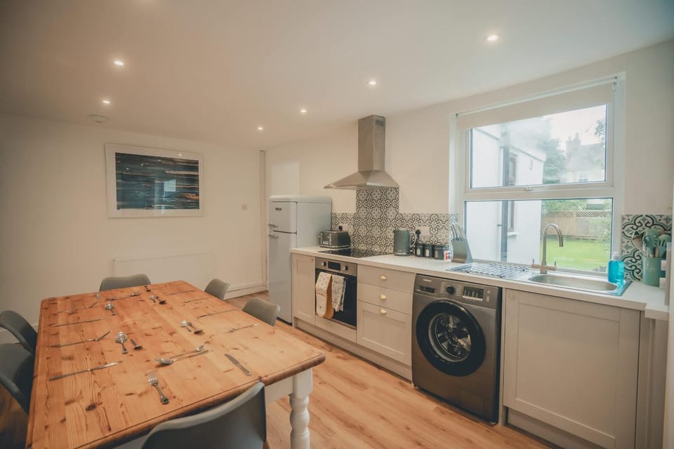 Charming 3 Bedroom Home with Garden in Banbury House in Banbury