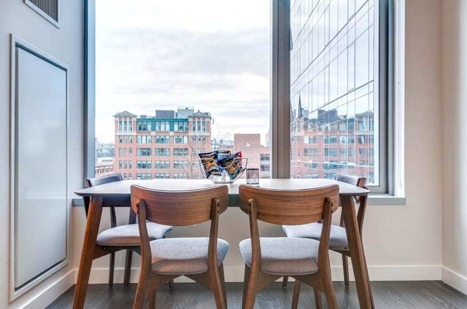 Seating area, Dining area