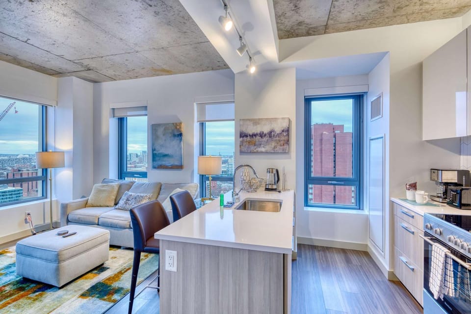 Kitchen or kitchenette, Living room