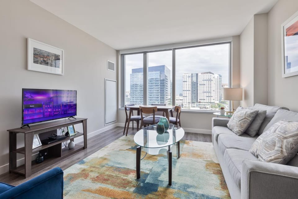 Living room, Seating area, Dining area