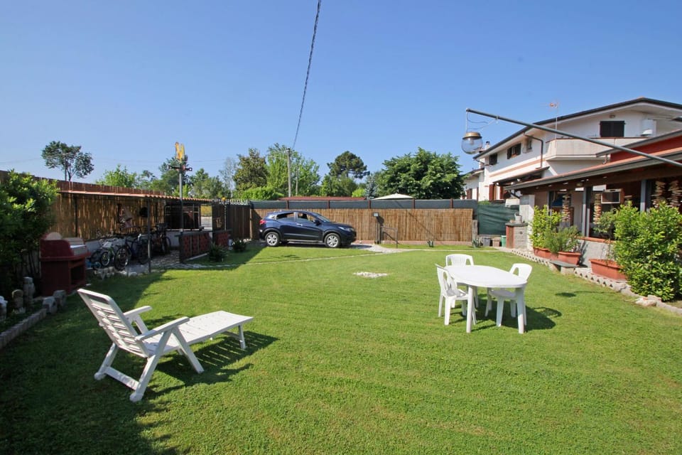 Garden, On site