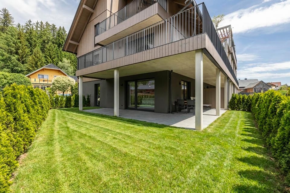 Garden, Balcony/Terrace