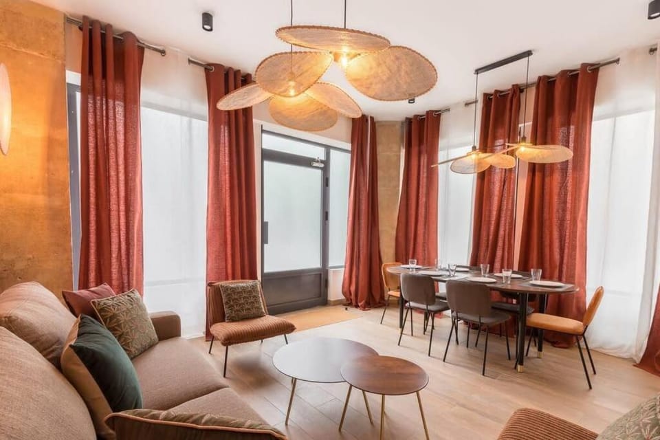 Living room, Seating area, Dining area
