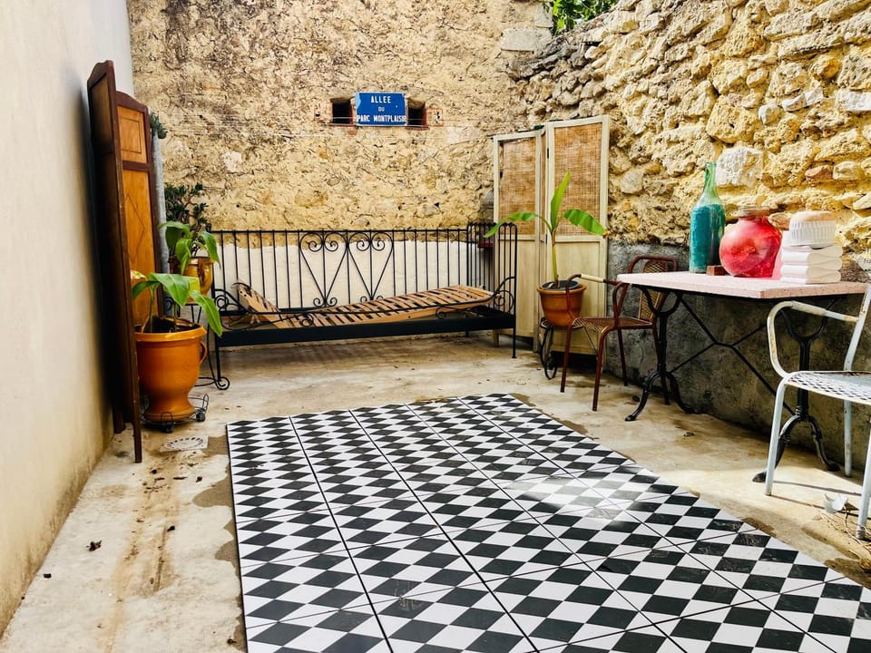 Inner courtyard view