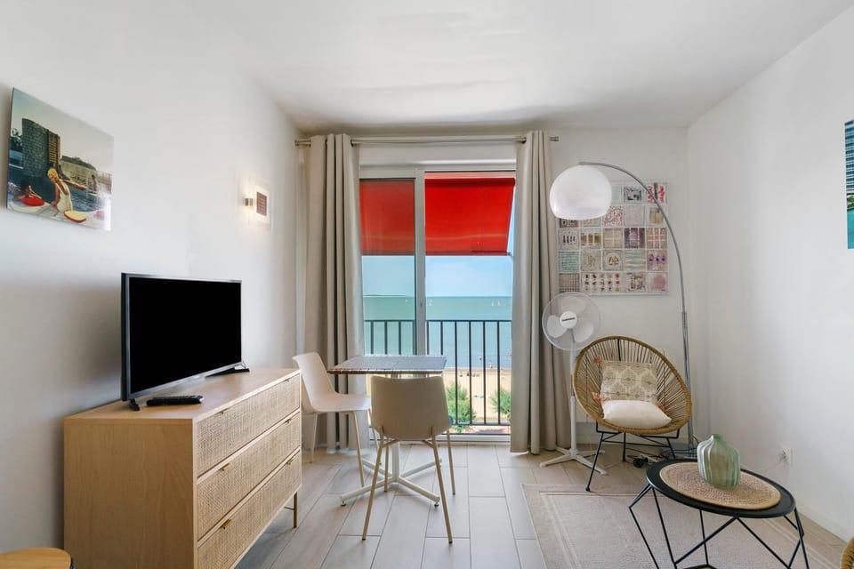 Merveilleux Studio Face La Mer Apartment in Royan