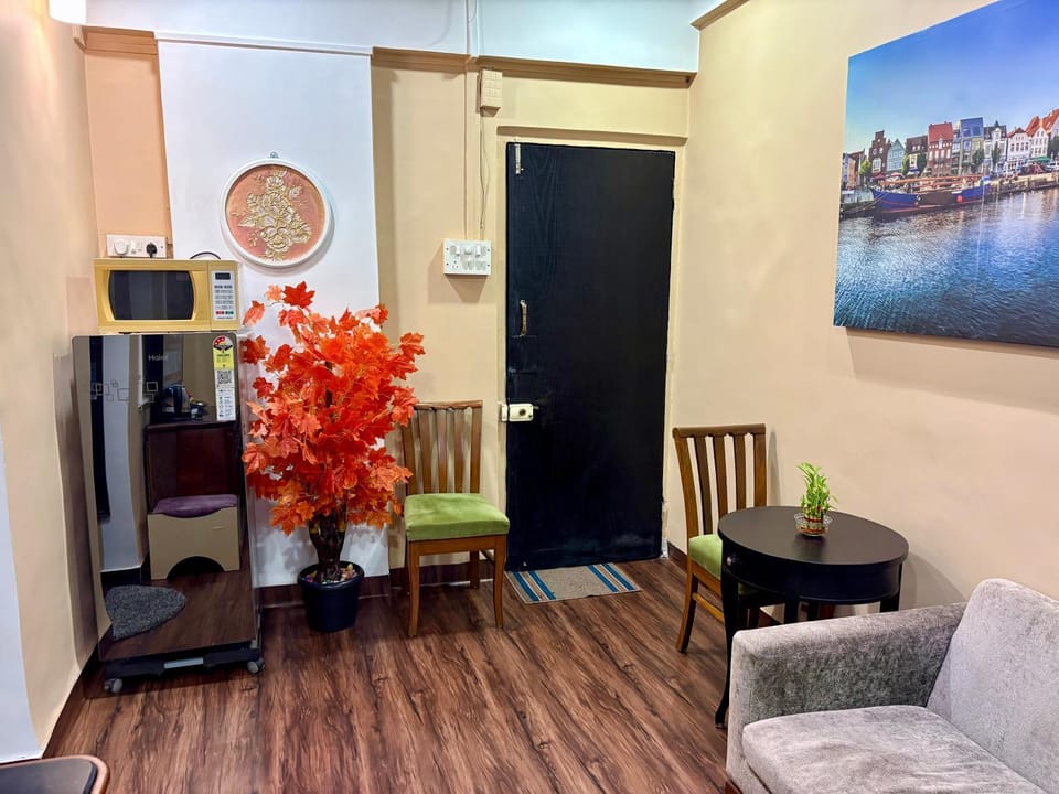 1BHK CASA BELLA Off Linking rd Ground floor Apartment in Mumbai
