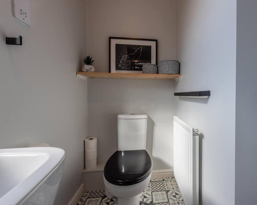 Toilet, Bathroom