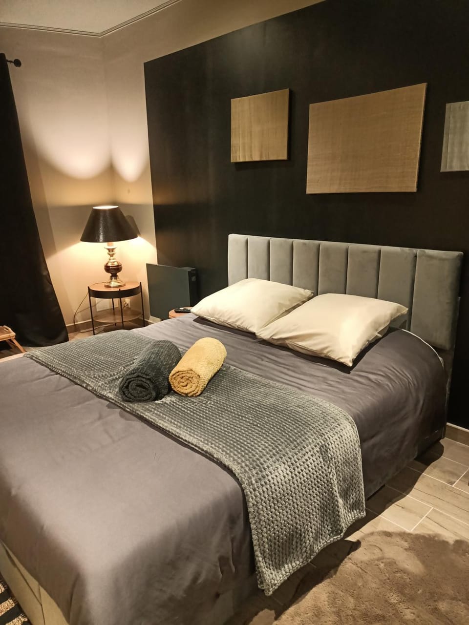 Suite Balnéo en bord de forêt Bed and Breakfast in Auvergne-Rhône-Alpes