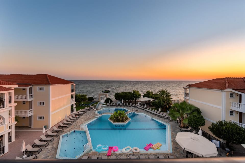 Pool view, Sea view, Swimming pool