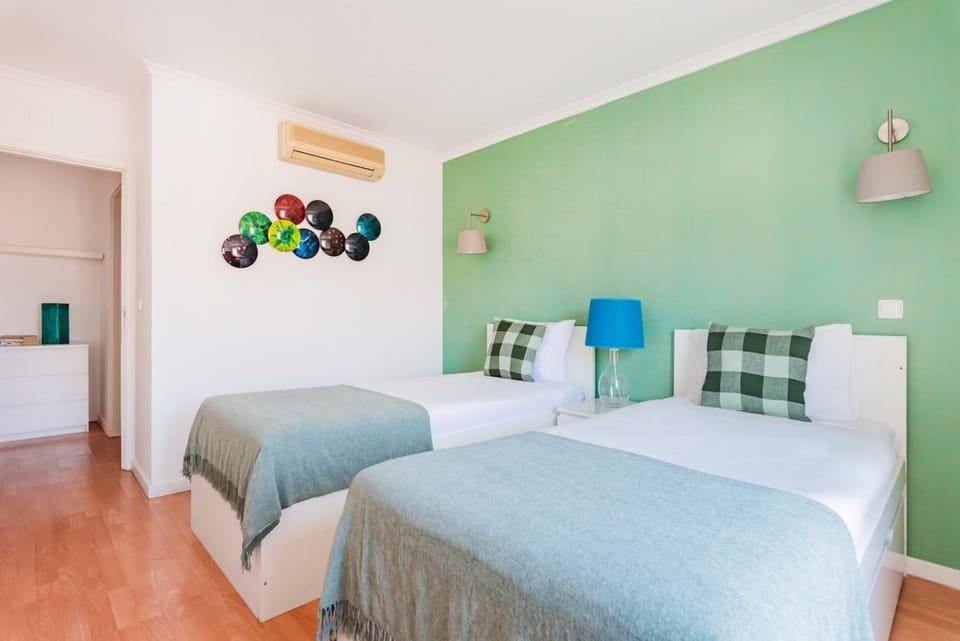 Vibrant Liberdade Living Apartment in Lisbon