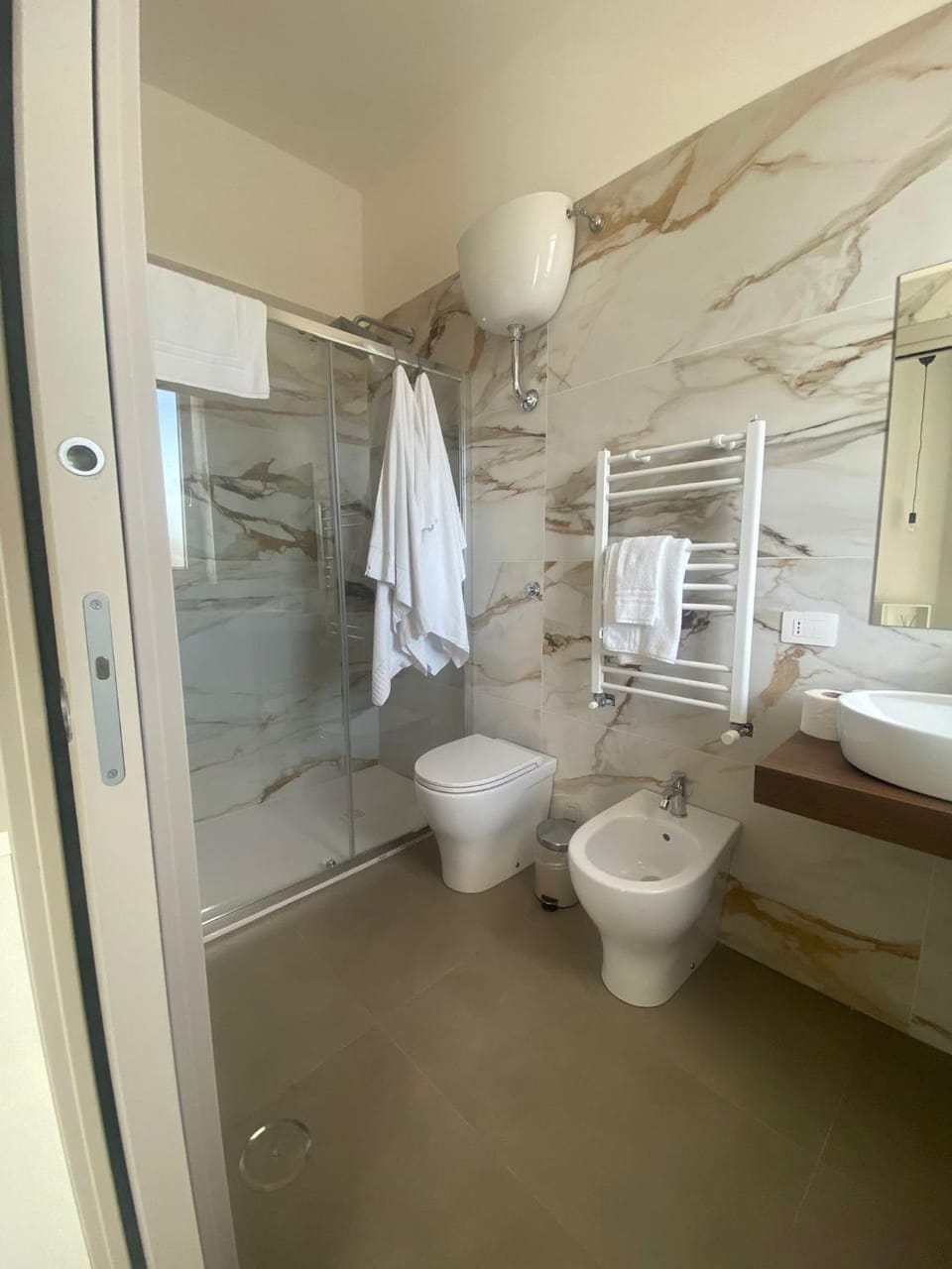 HYRIA Rooms Bed and Breakfast in Campania
