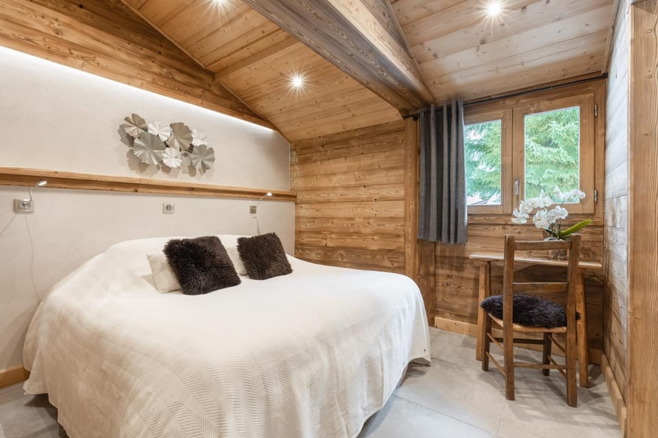 Chalet Karavi Chalet in Manigod