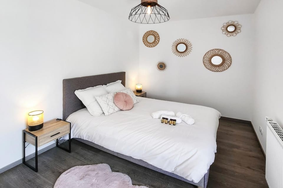 Le Bronfleur Apartment in Vaulx-en-Velin