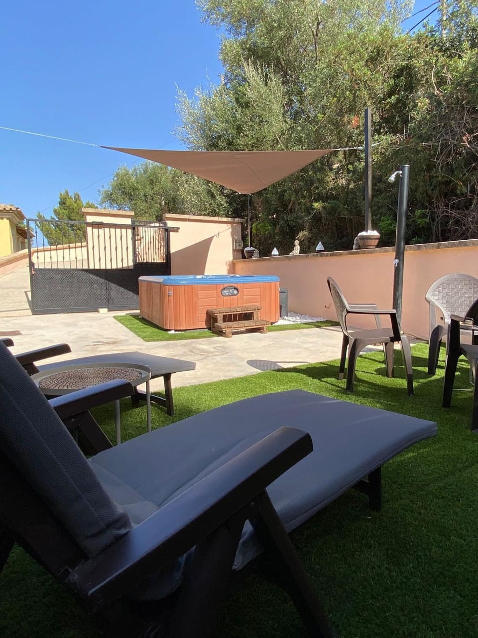 Property building, Living room