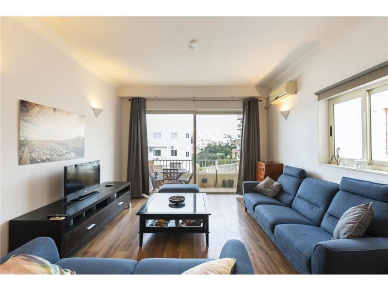 Lovely 2 bedroom Apartment in Sliema Apartment in Sliema