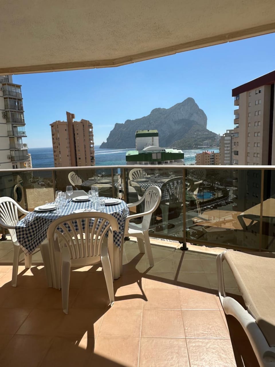 Property building, Day, Natural landscape, View (from property/room), Balcony/Terrace, Mountain view