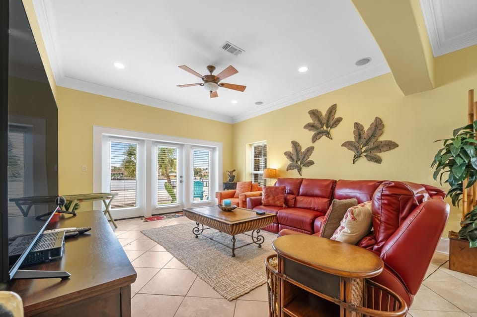 Red Retreat House in Perdido Key