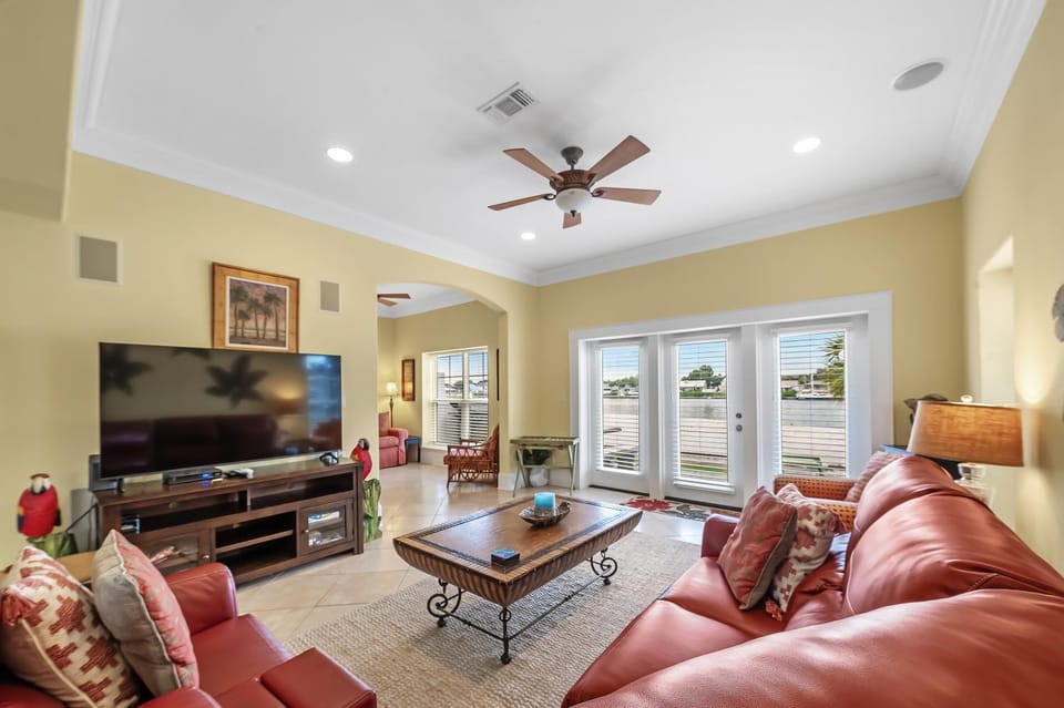 Red Retreat House in Perdido Key
