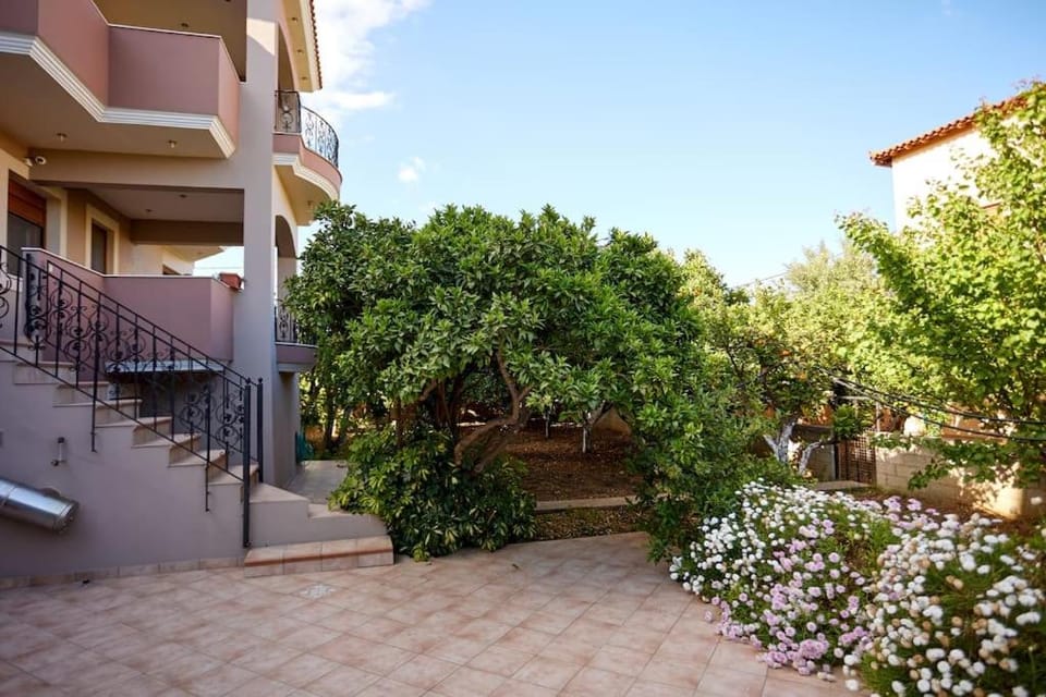 Luxury 3 Bedroom Apartment with Garden Villa in Decentralized Administration of the Aegean