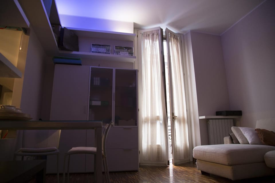 Living room, Area and facilities