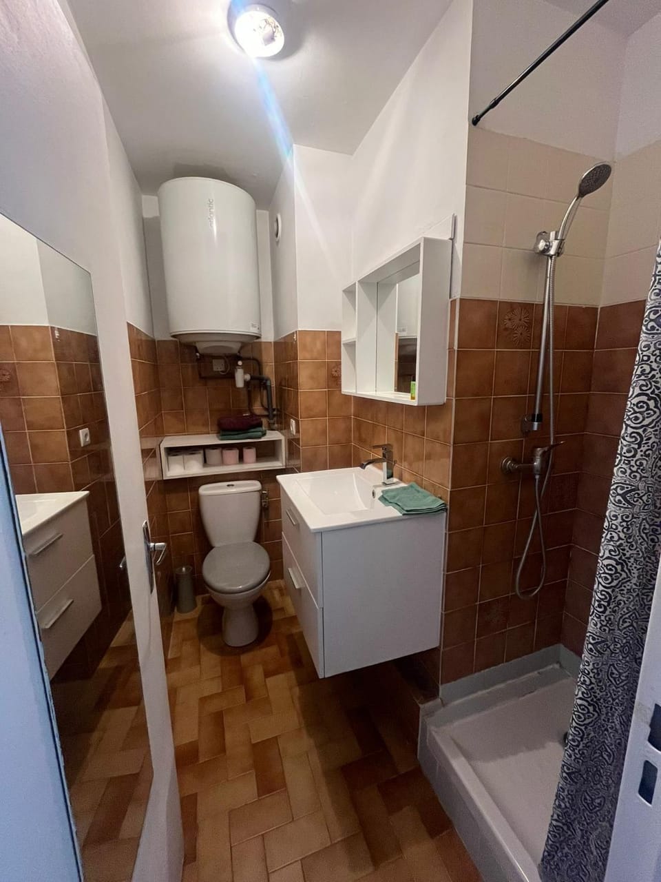 Appartement à 5 min des plages, parking gratuit Apartment in French Riviera
