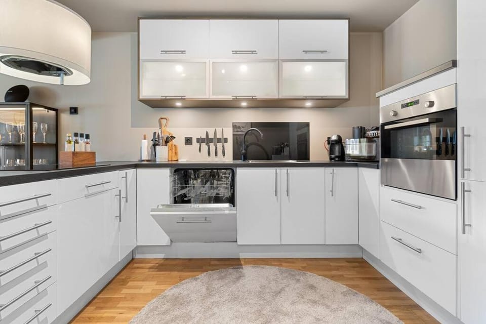 Coffee/tea facilities, Kitchen or kitchenette, dishwasher, pet friendly, stove, toaster